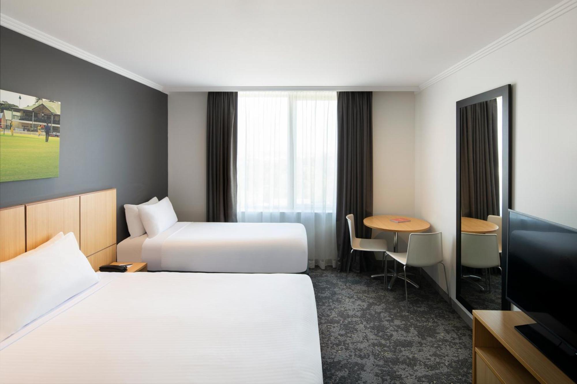 Mercure Sydney Bankstown Extérieur photo