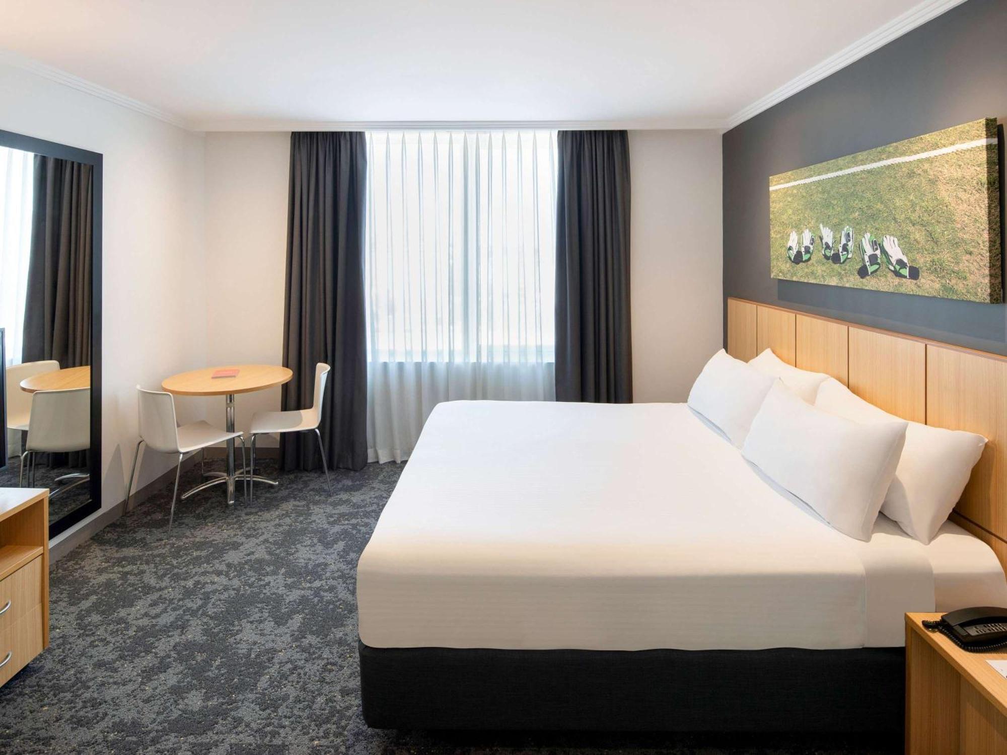 Mercure Sydney Bankstown Extérieur photo