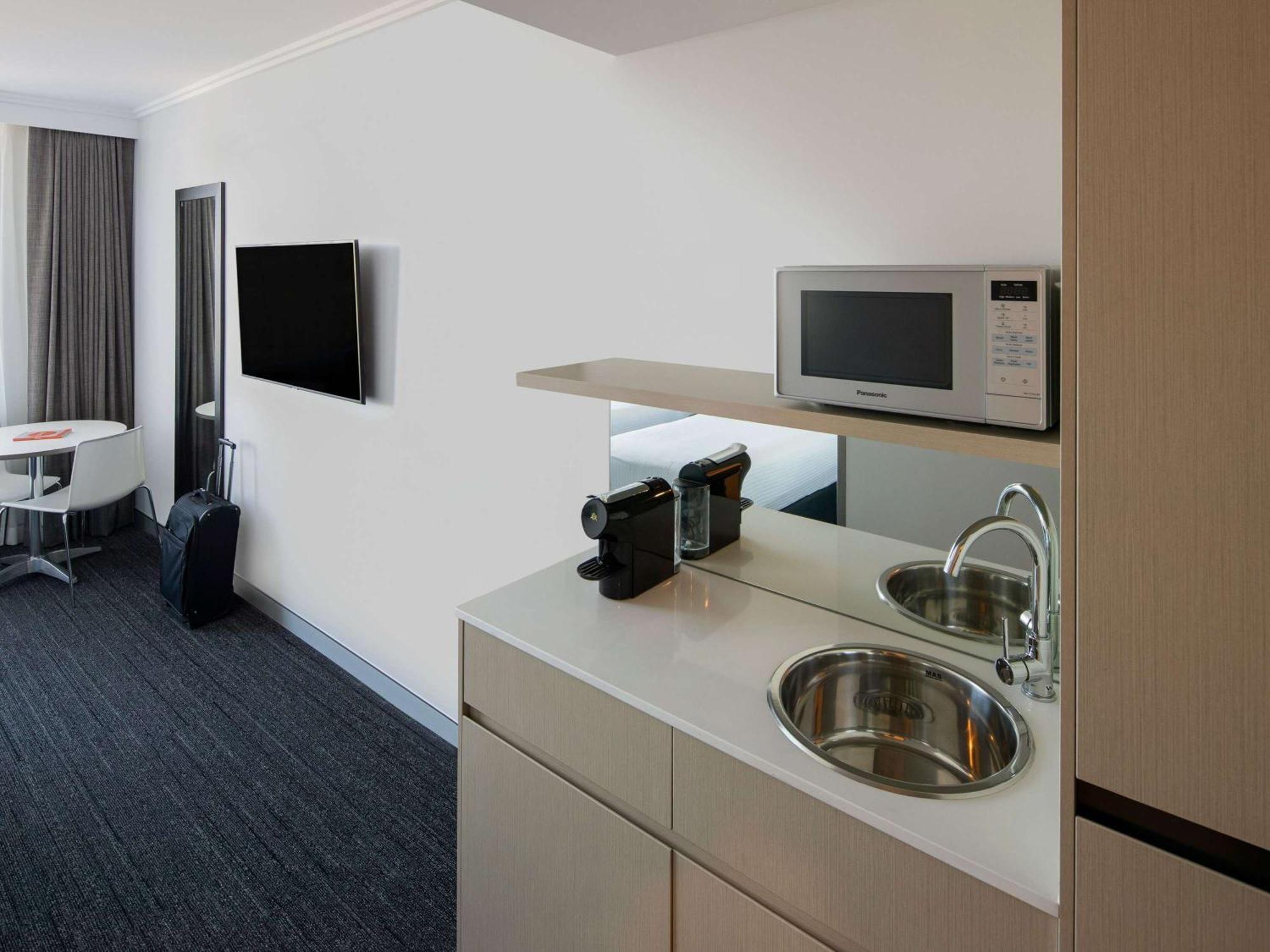 Mercure Sydney Bankstown Extérieur photo