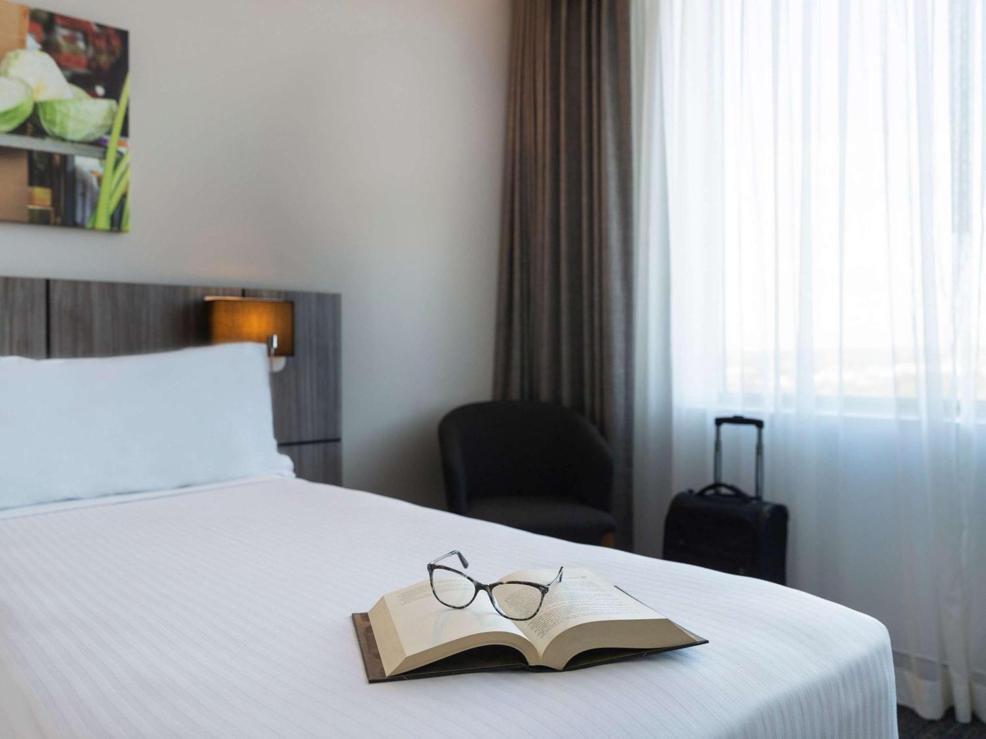 Mercure Sydney Bankstown Extérieur photo