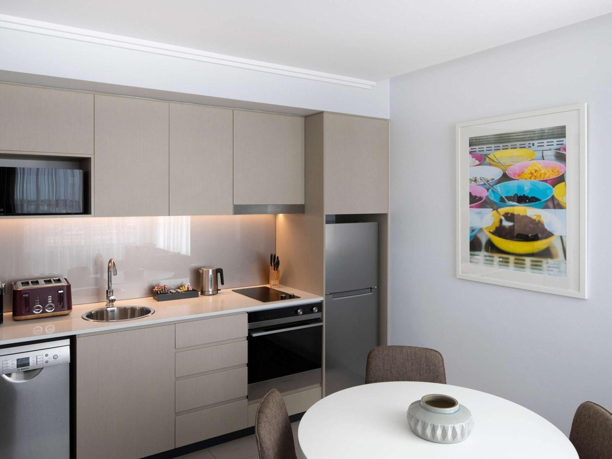 Mercure Sydney Bankstown Extérieur photo